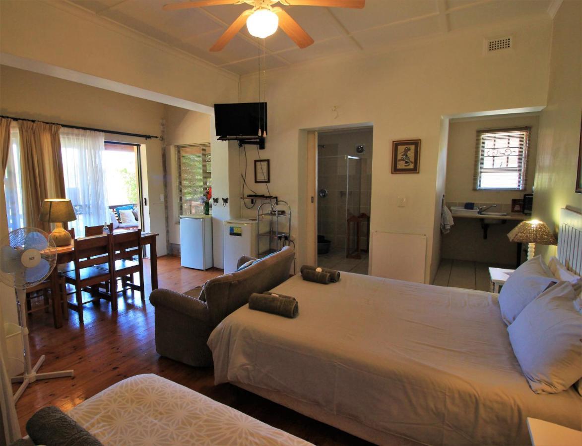 Dempsey'S Self-Catering Guest House Puerto Elizabeth Exterior foto