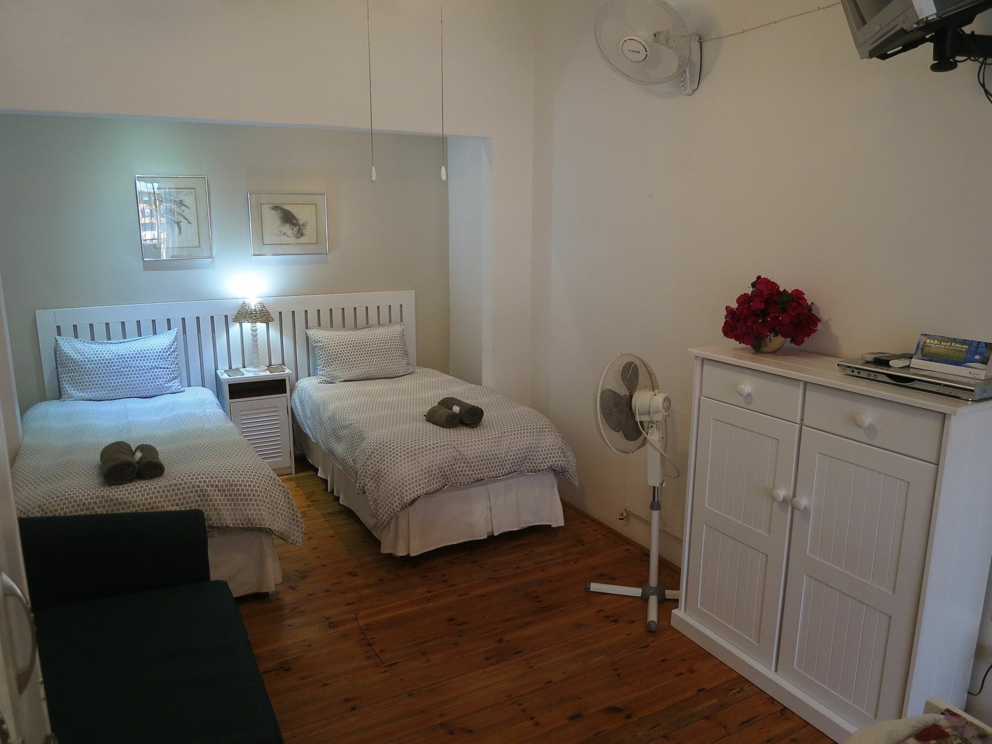 Dempsey'S Self-Catering Guest House Puerto Elizabeth Exterior foto